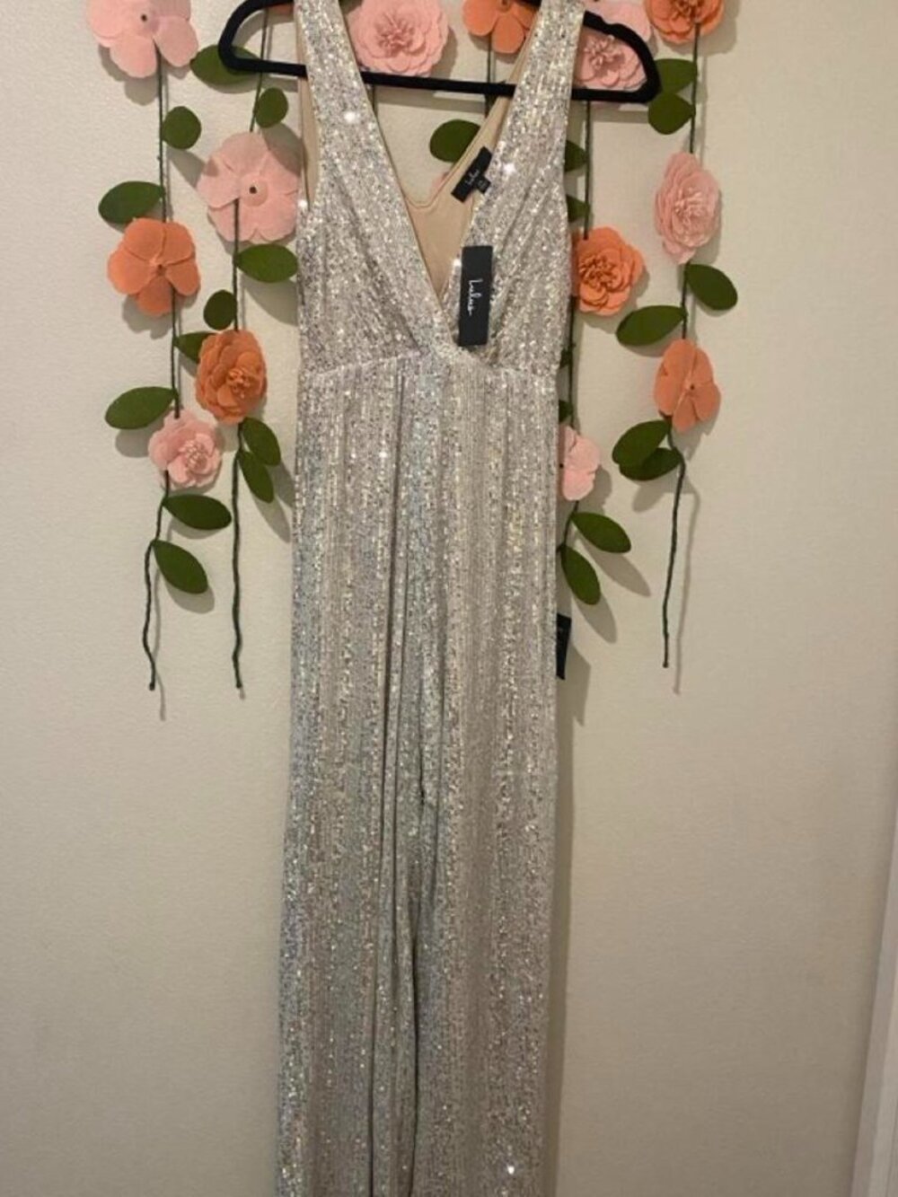 Lulus silver sequin JUMPSUIT! New Year's Eve party Tell Me More wide leg XS